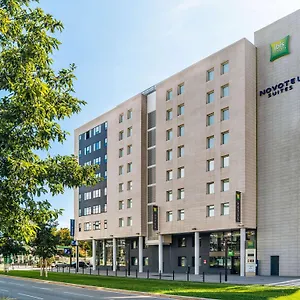 Ibis Styles Aéroport Arenas Hotel
